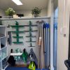 Ladengeschäft - Glasreiniger und Grundreinigungszubehör